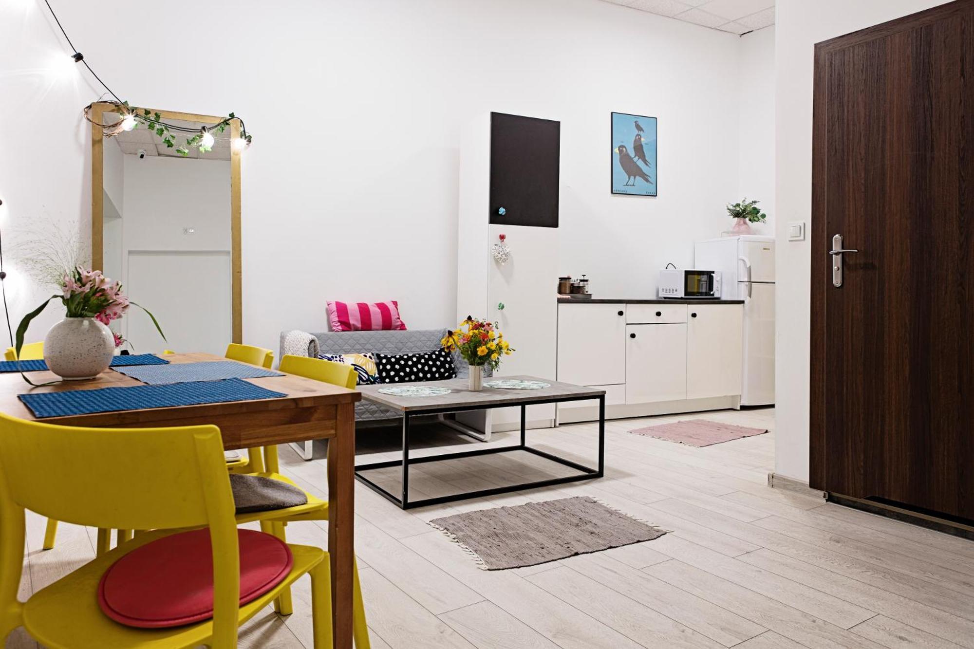 Hostel Krolewska Люблин Экстерьер фото