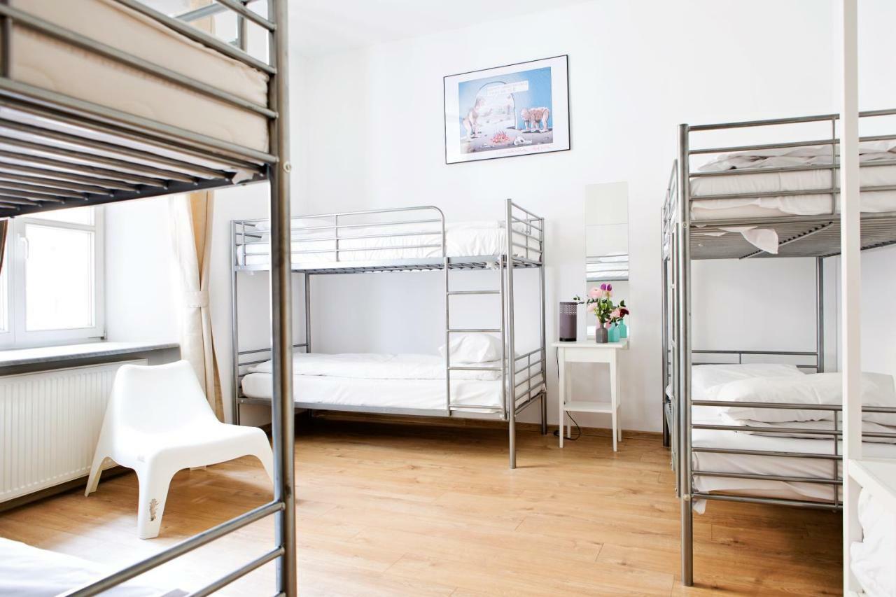 Hostel Krolewska Люблин Экстерьер фото